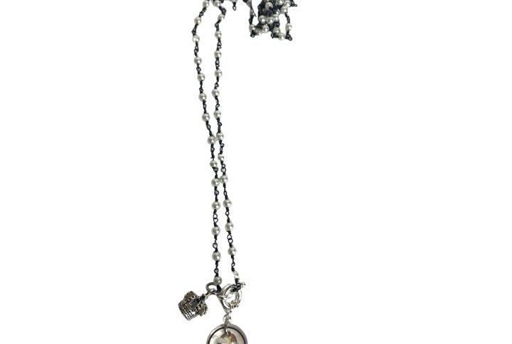 collana catena perline e madreperla