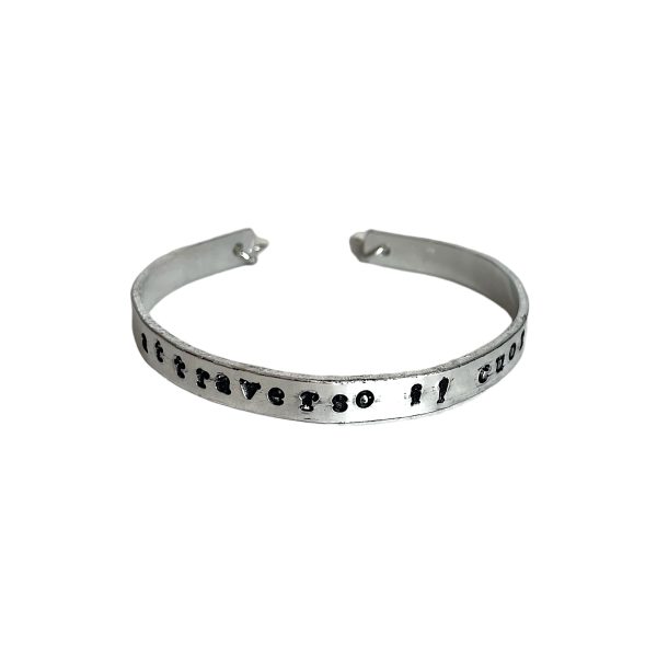Bracciale rigido “Attraverso il cuore”