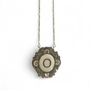 girocollo monogram bianco