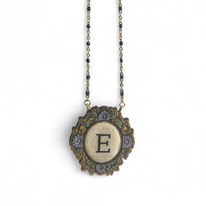 girocollo monogram lilla